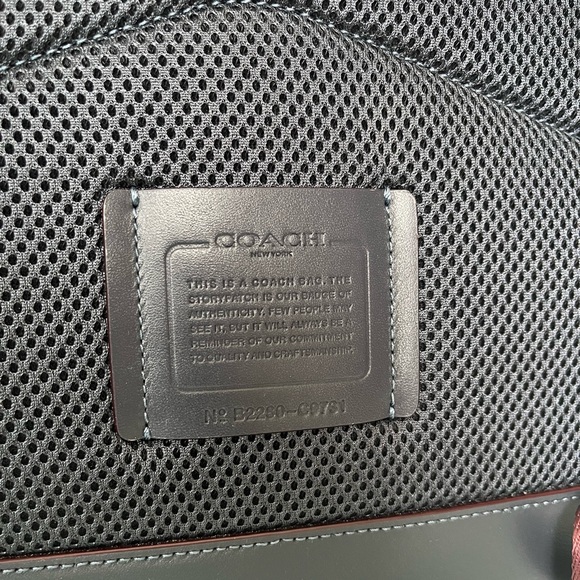 Stunning Coach backpacks - Picture 4 of 8